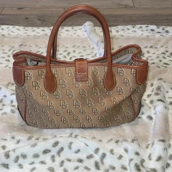 Dooney & Bourke Handbag - Picture 2 of 5